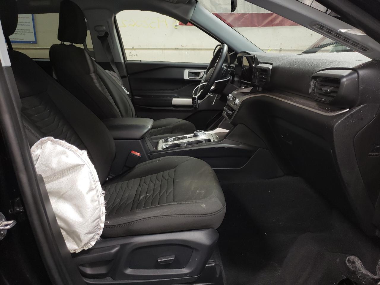 Photo 5 from auction – 2021 FORD EXPLORER X with VIN 1FMSK8DH9MGB77348