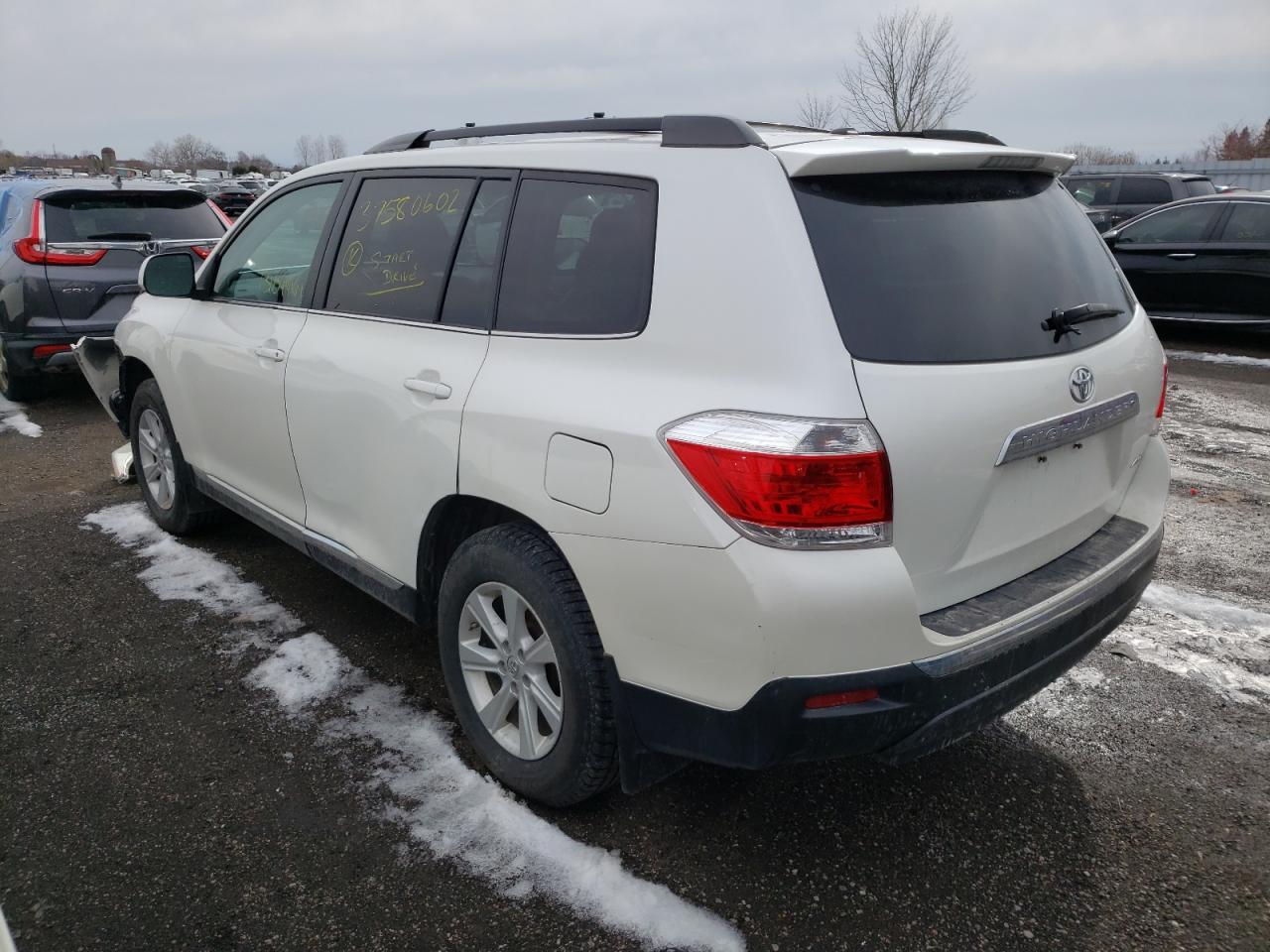 Photo 3 from auction – 2013 TOYOTA HIGHLANDER with VIN 5TDBK3EH2DS197095