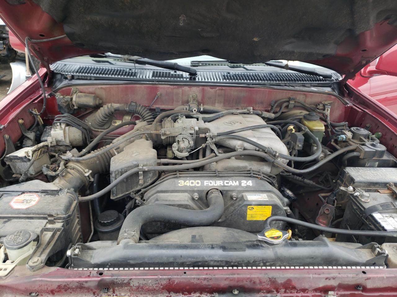 Photo 9 from auction – 2000 TOYOTA 4RUNNER SR with VIN JT3GN86R5Y0156734