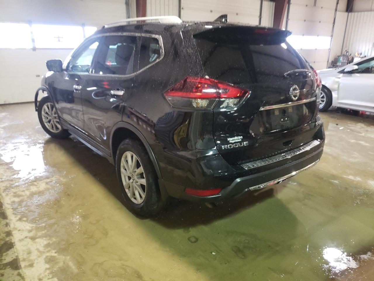 Photo 3 from auction – 2018 NISSAN ROGUE S with VIN KNMAT2MV8JP583875