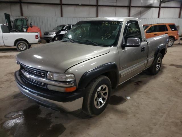 Photo 2 from auction – 2000 CHEVROLET SILVERADO with VIN 1GCEC14T5YZ233838