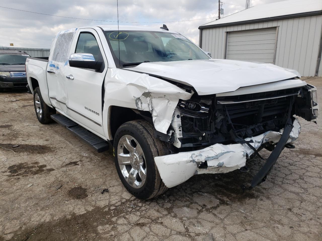 CHEVROLET SILVERADO 2018 with VIN 3GCUKSECXJG182720 - Photo from auction