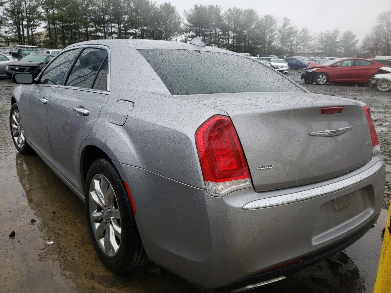 Photo 3 from auction – 2017 CHRYSLER 300C with VIN 2C3CCAKG5HH565411