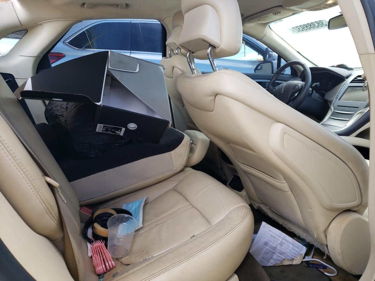 Photo 6 from auction – 2013 LINCOLN MKZ with VIN 3LN6L2G99DR804798