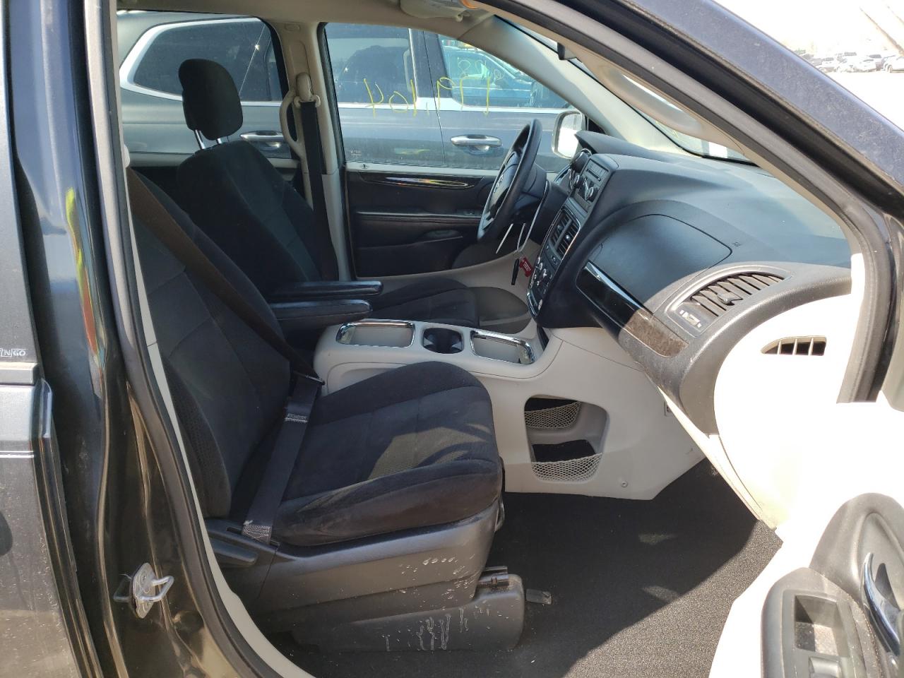 Photo 5 from auction – 2012 DODGE GRAND CARA with VIN 2C4RDGCG3CR173325