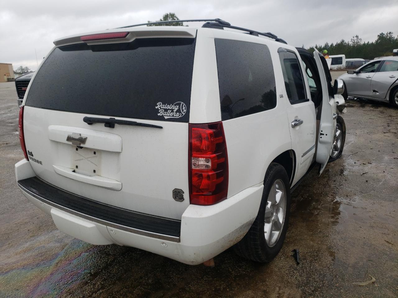 Photo 4 from auction – 2013 CHEVROLET TAHOE C150 with VIN 1GNSCCE05DR155159