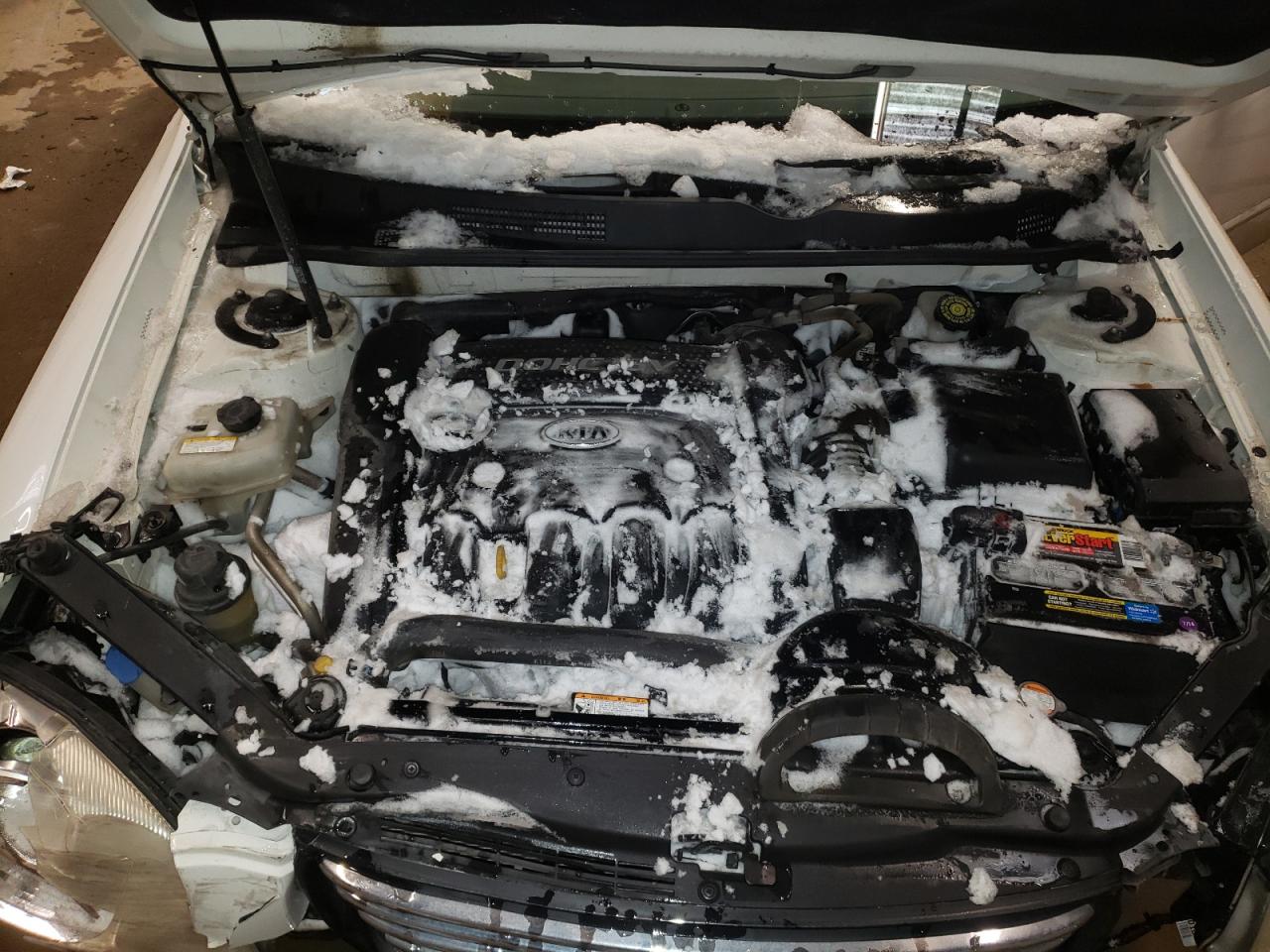 Photo 7 from auction – 2007 KIA OPTIMA LX with VIN KNAGE123175088175