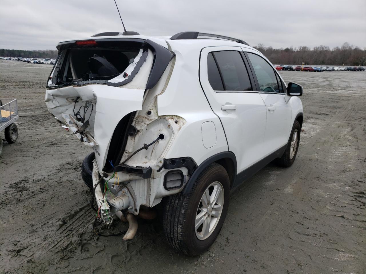 Photo 4 from auction – 2016 CHEVROLET TRAX 1LT with VIN KL7CJLSB3GB664671