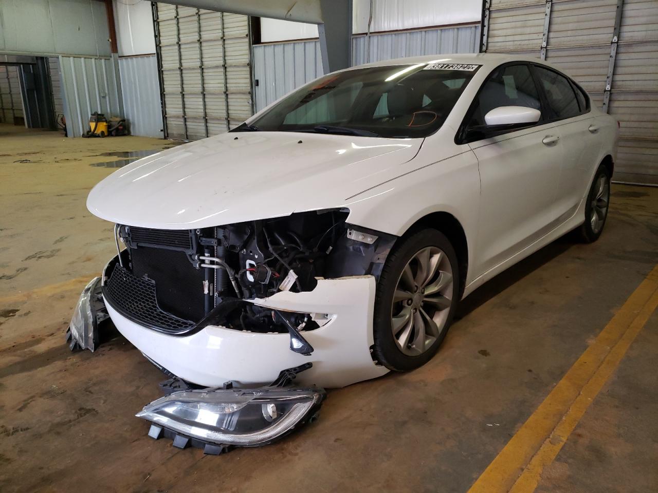 Photo 2 from auction – 2015 CHRYSLER 200 S with VIN 1C3CCCBB6FN745291