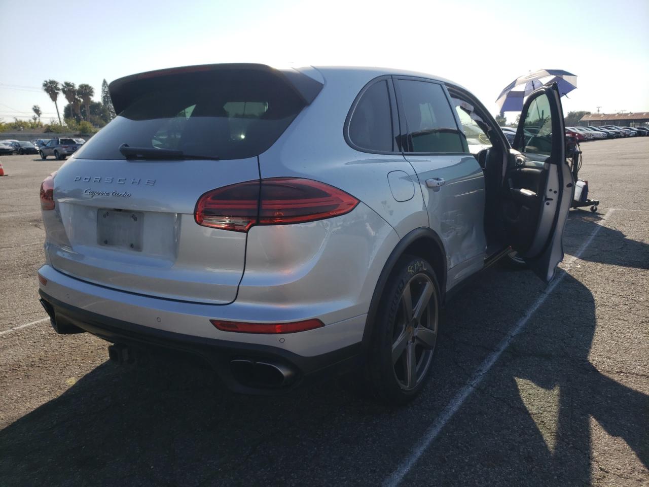 Photo 4 from auction – 2016 PORSCHE CAYENNE TU with VIN WP1AC2A2XGLA88442