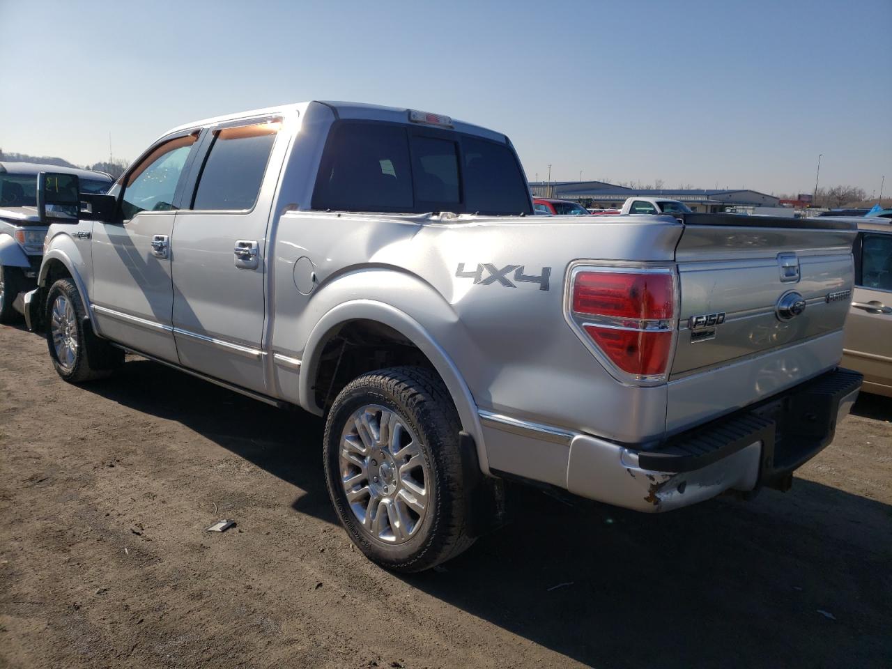 Photo 3 from auction – 2011 FORD F150 SUPER with VIN 1FTFW1E67BFC58575
