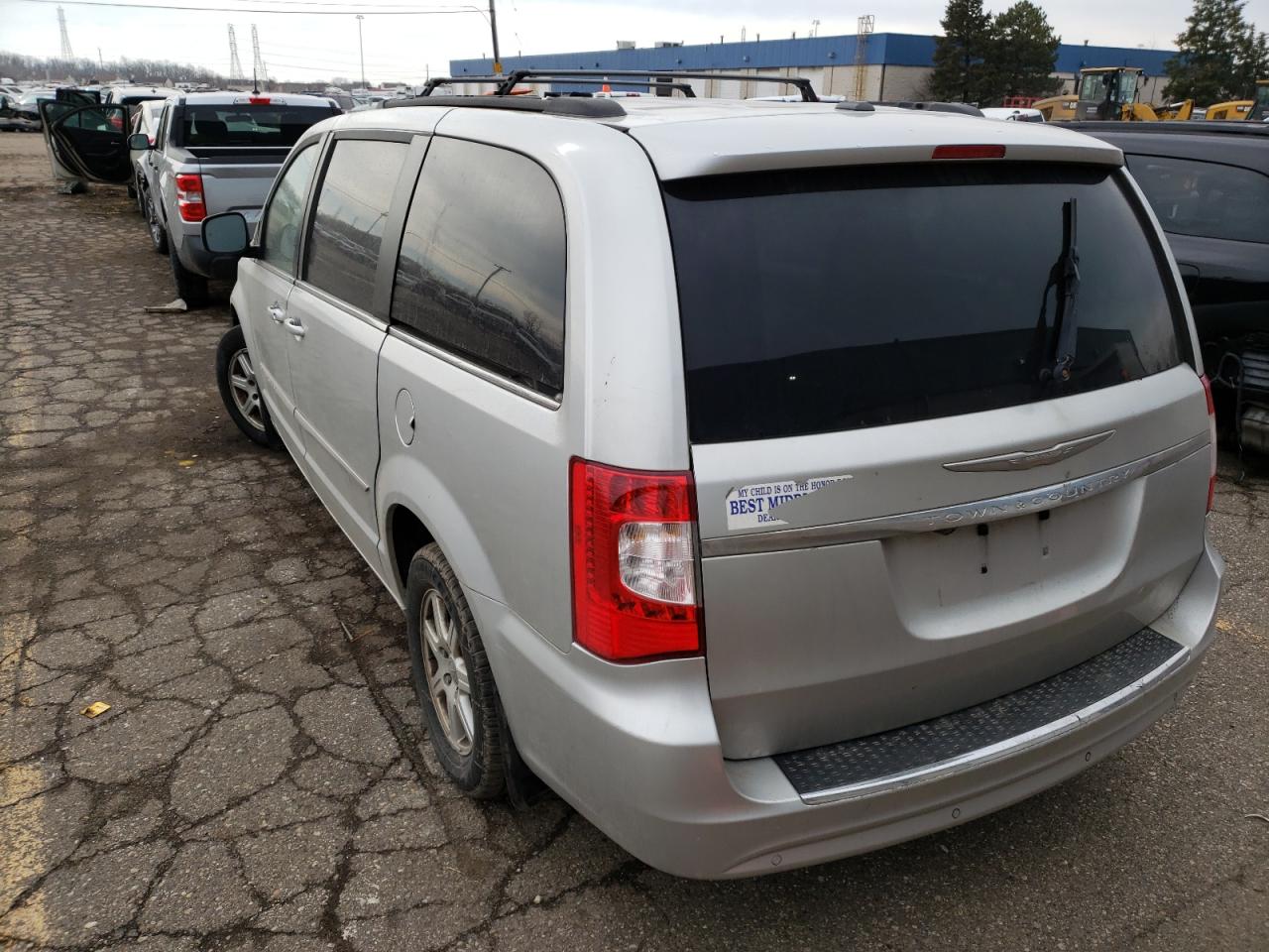 Photo 3 from auction – 2012 CHRYSLER TOWN & COU with VIN 2C4RC1BG0CR106392