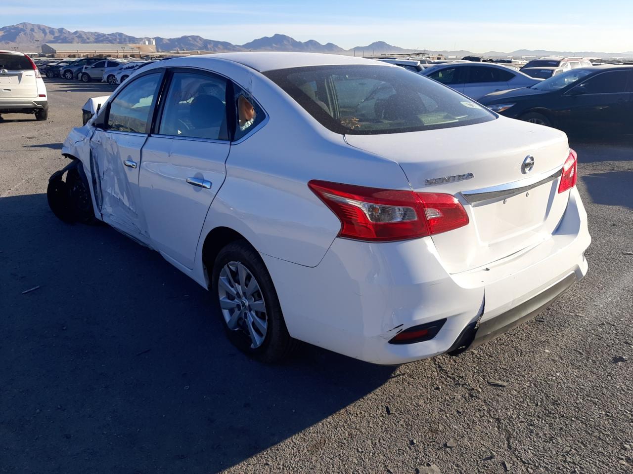 Photo 3 from auction – 2016 NISSAN SENTRA S with VIN 3N1AB7AP2GY292059