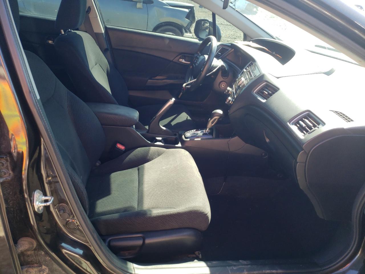 Photo 5 from auction – 2013 HONDA CIVIC LX with VIN 2HGFB2F51DH534307