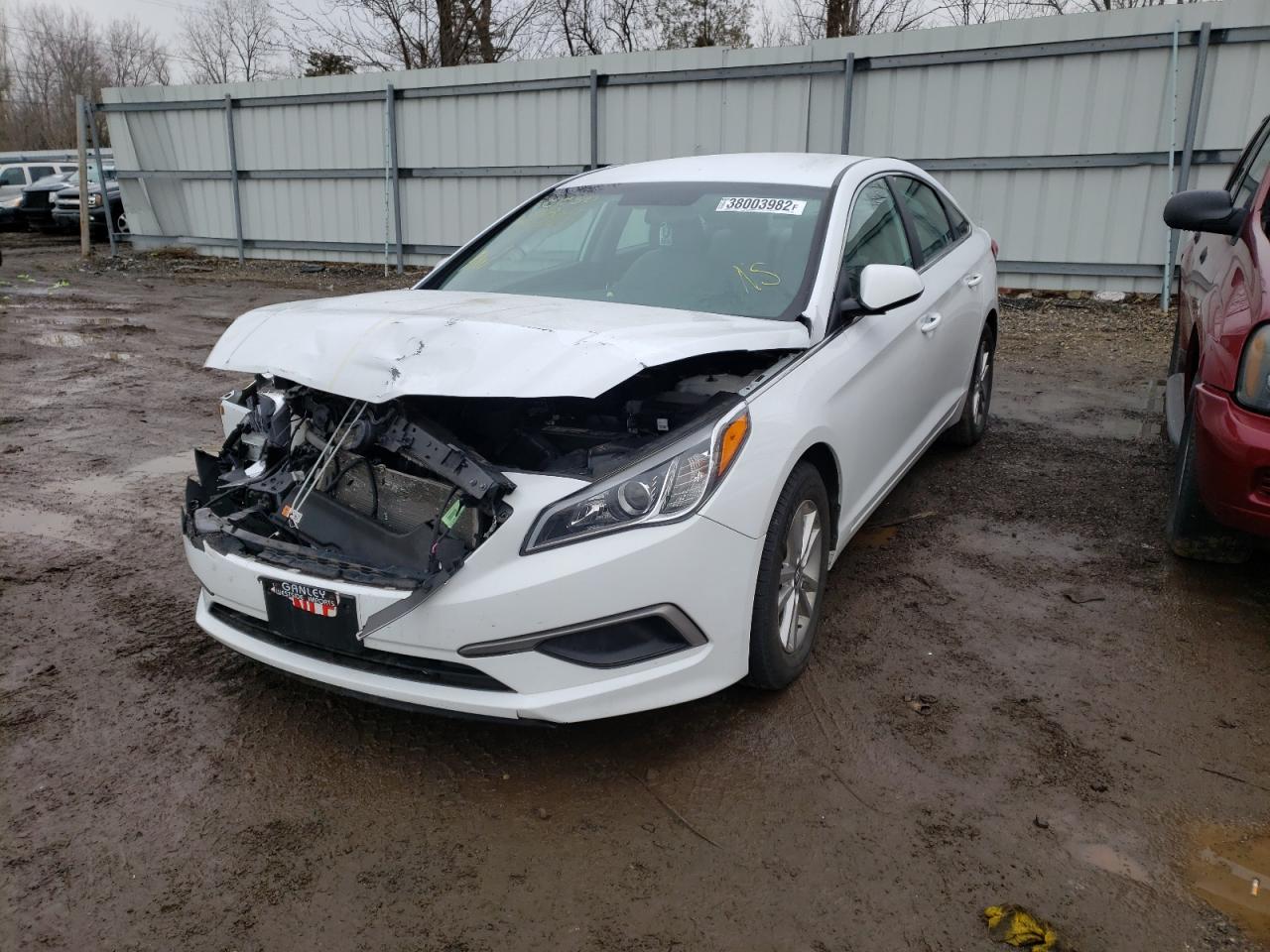 Photo 2 from auction – 2016 HYUNDAI SONATA SE with VIN 5NPE24AF1GH386466