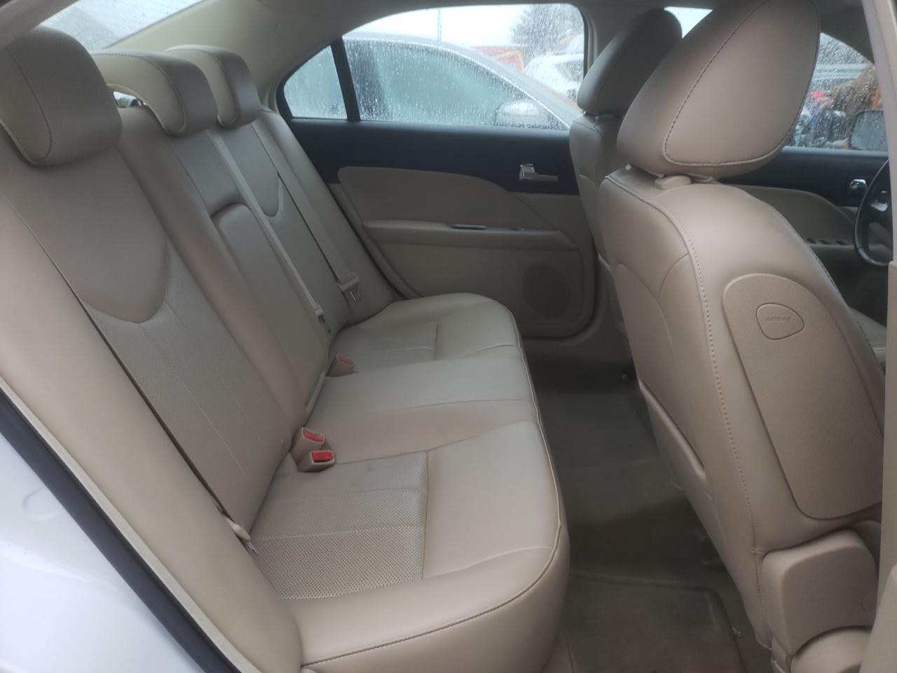 Photo 6 from auction – 2010 MERCURY MILAN PREM with VIN 3MEHM0JG1AR661779