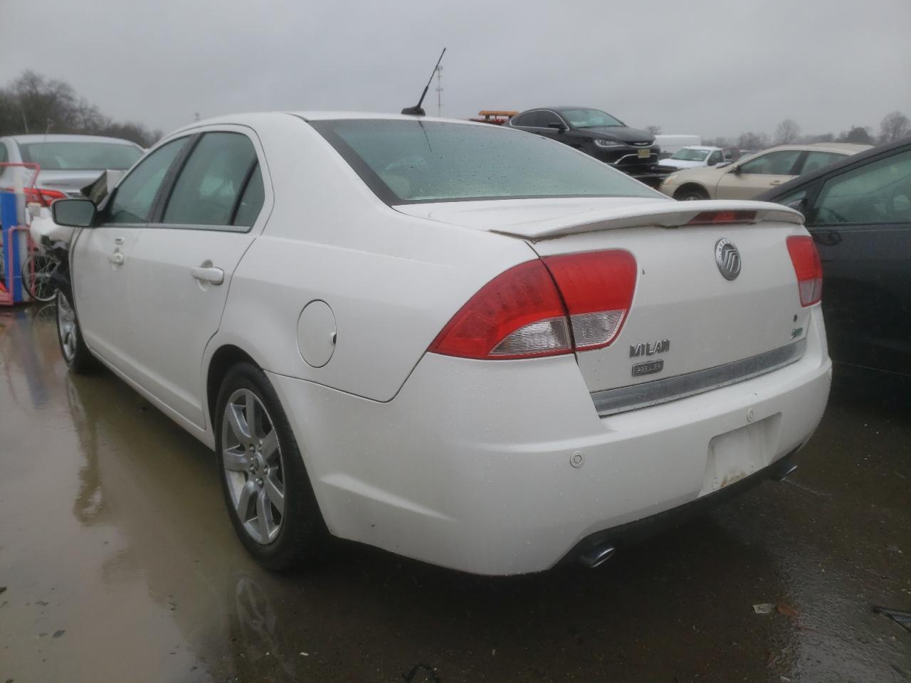 Photo 3 from auction – 2010 MERCURY MILAN PREM with VIN 3MEHM0JG1AR661779