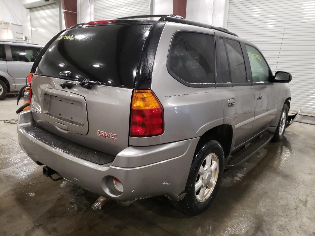 Photo 4 from auction – 2006 GMC ENVOY with VIN 1GKDT13S662144276
