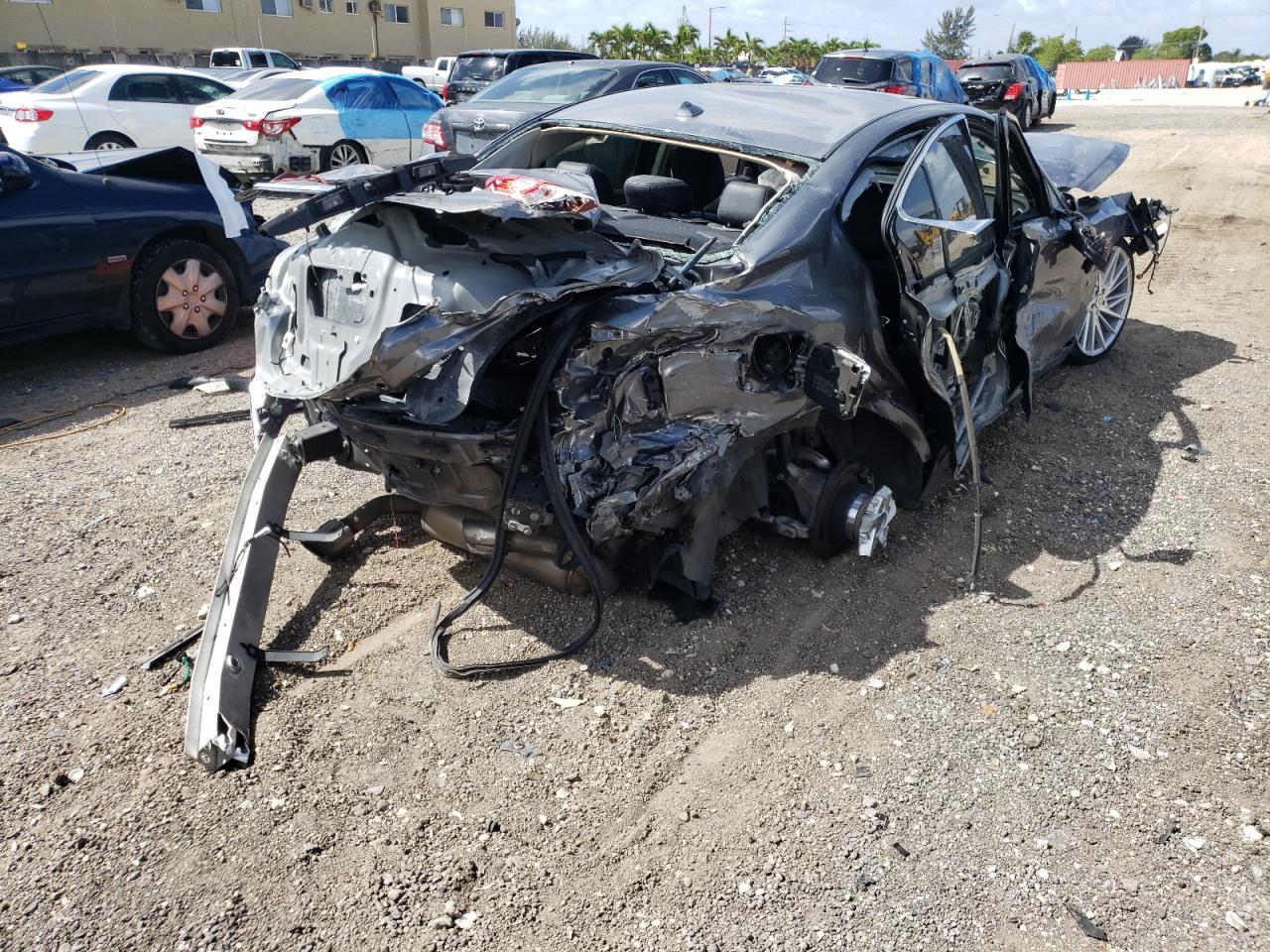 Photo 4 from auction – 2017 INFINITI Q50 PREMIU with VIN JN1EV7AP0HM732390