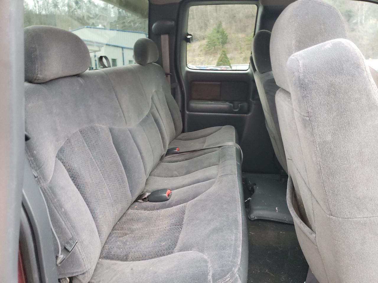Photo 6 from auction – 2002 CHEVROLET SILVERADO with VIN 2GCEC19V021214088