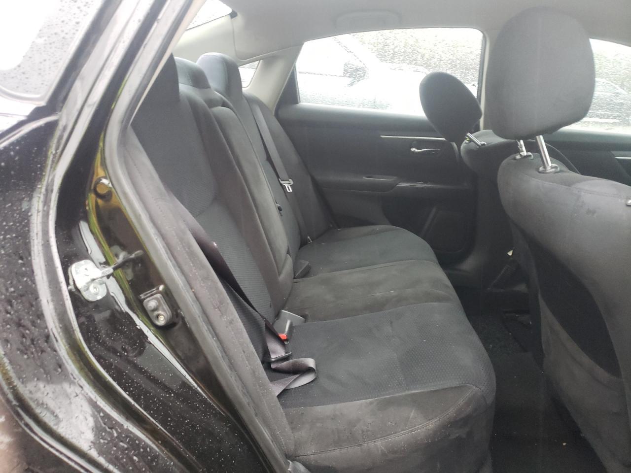 Photo 6 from auction – 2015 NISSAN ALTIMA 2.5 with VIN 1N4AL3AP3FC221727