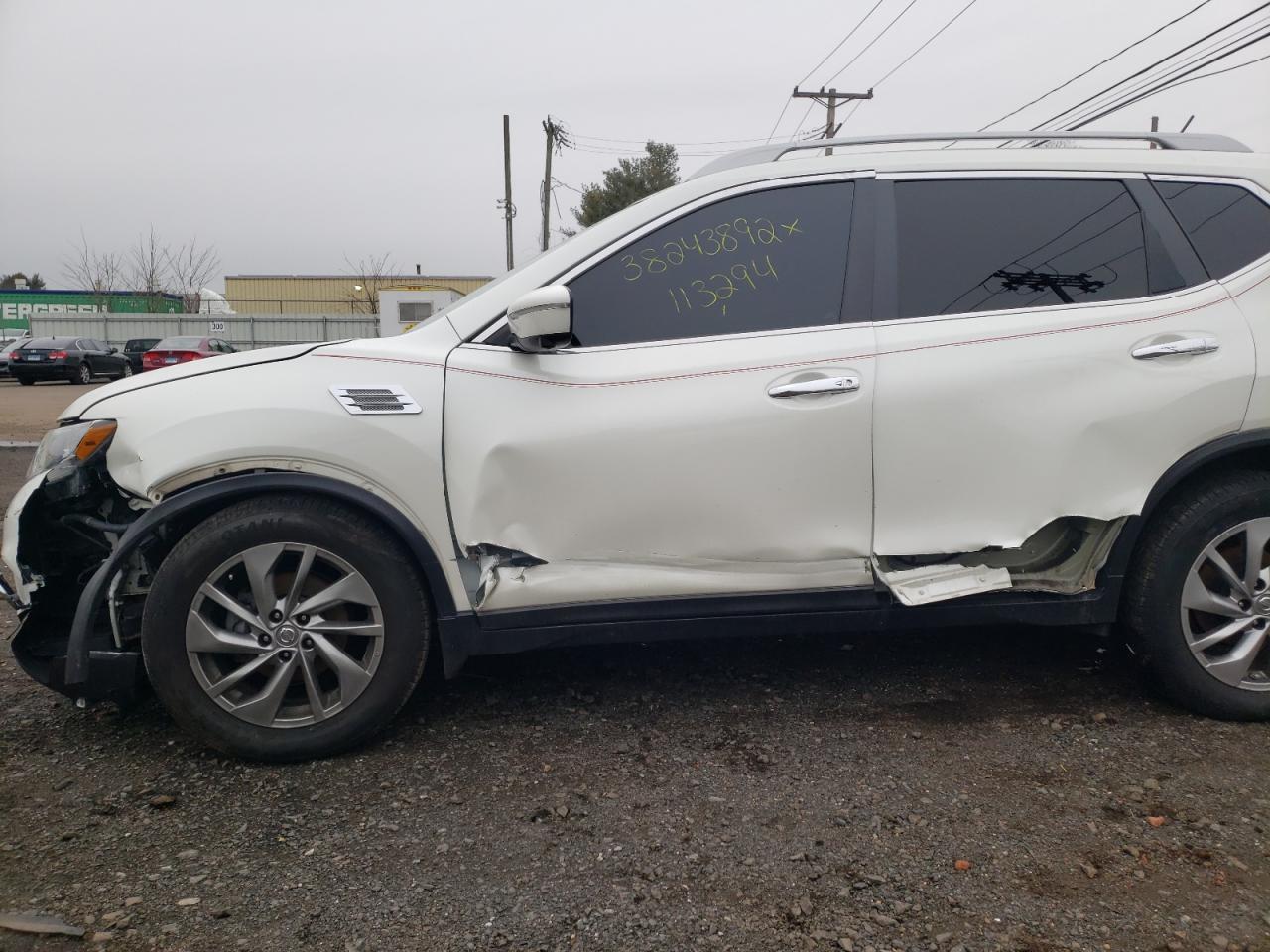 Photo 9 from auction – 2015 NISSAN ROGUE S with VIN 5N1AT2MV5FC759324