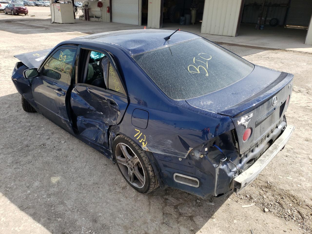 Photo 3 from auction – 2005 LEXUS IS 300 with VIN JTHBD192350096056