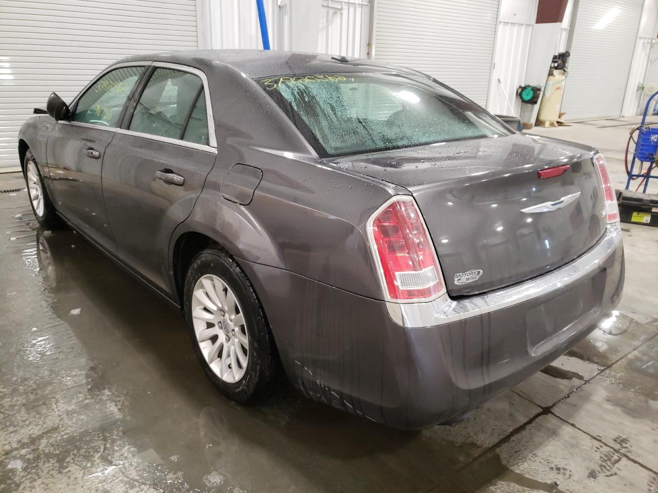 Photo 3 from auction – 2013 CHRYSLER 300 with VIN 2C3CCAAG2DH588429