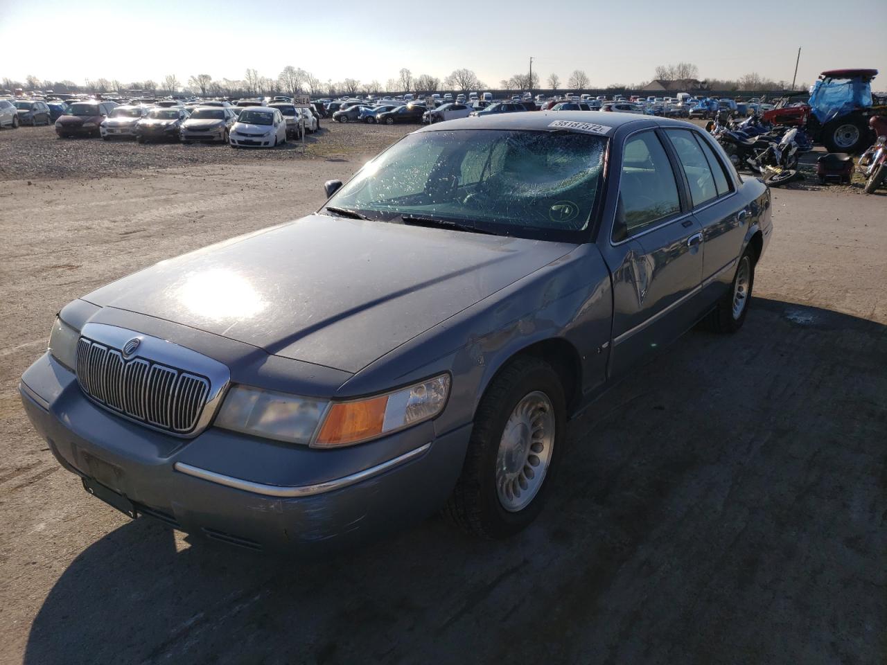 Photo 2 from auction – 2000 MERCURY GRAND MARQ with VIN 2MEFM75W6YX637927
