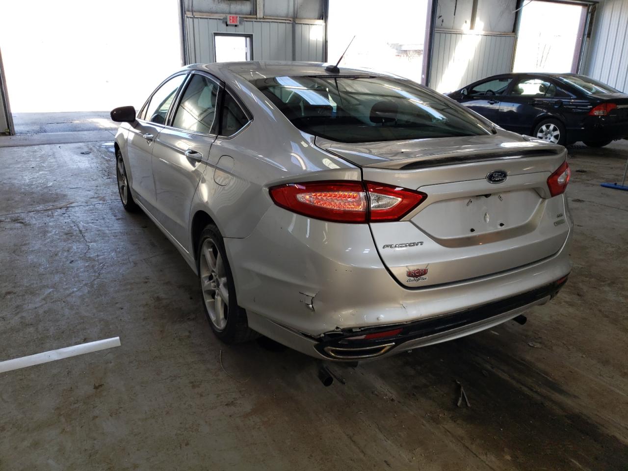 Photo 3 from auction – 2016 FORD FUSION SE with VIN 3FA6P0H99GR267324