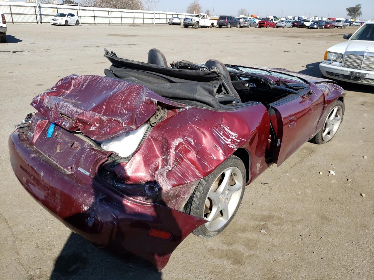 Photo 4 from auction – 2003 MAZDA MX-5 MIATA with VIN JM1NB353630311196