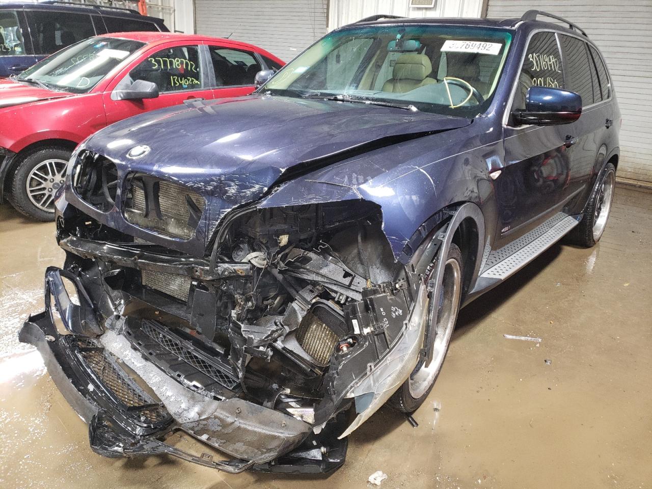 Фото 2 с аукциона – 2007 BMW X5 4.8I с VIN 4USFE83597LY63710