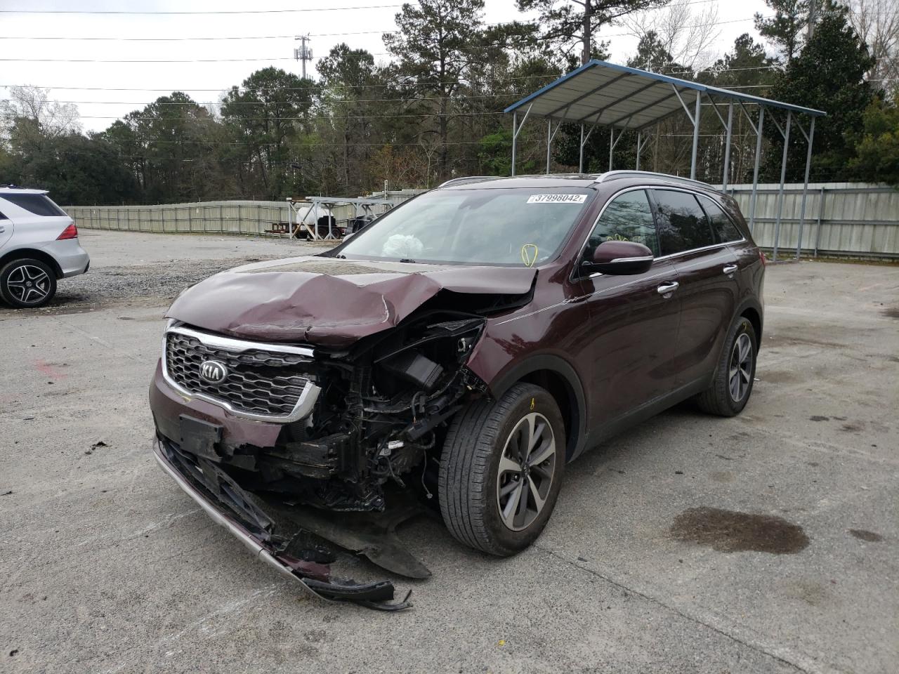 Photo 2 from auction – 2019 KIA SORENTO EX with VIN 5XYPH4A58KG553758