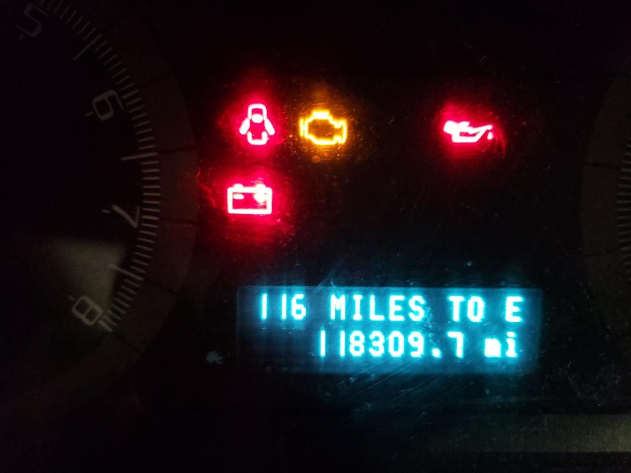 Photo 8 from auction – 2009 FORD ESCAPE XLT with VIN 1FMCU93G39KB07412