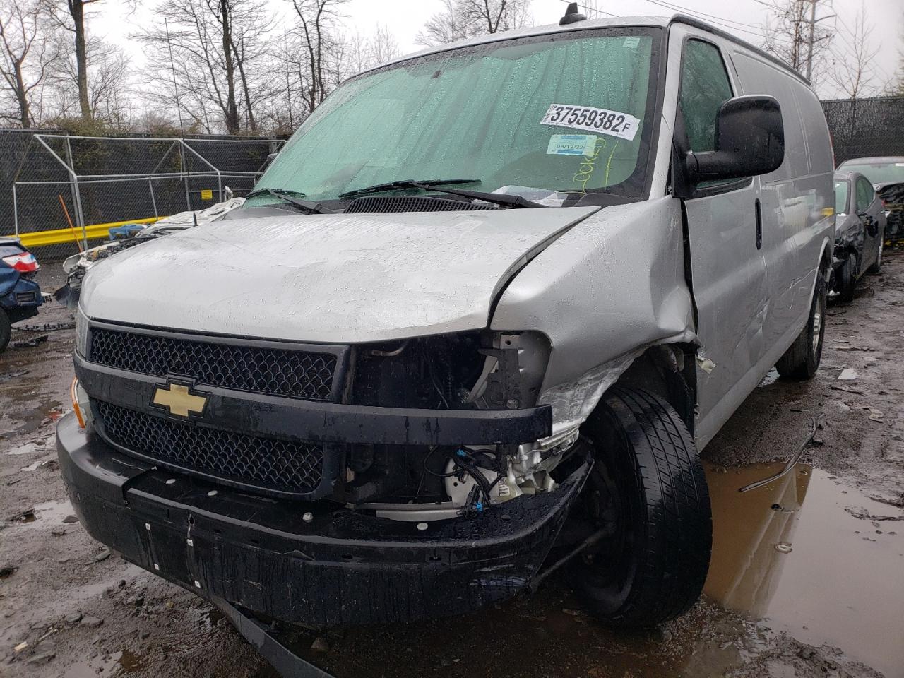 Photo 9 from auction – 2018 CHEVROLET EXPRESS G2 with VIN 1GCWGAFG5J1179017