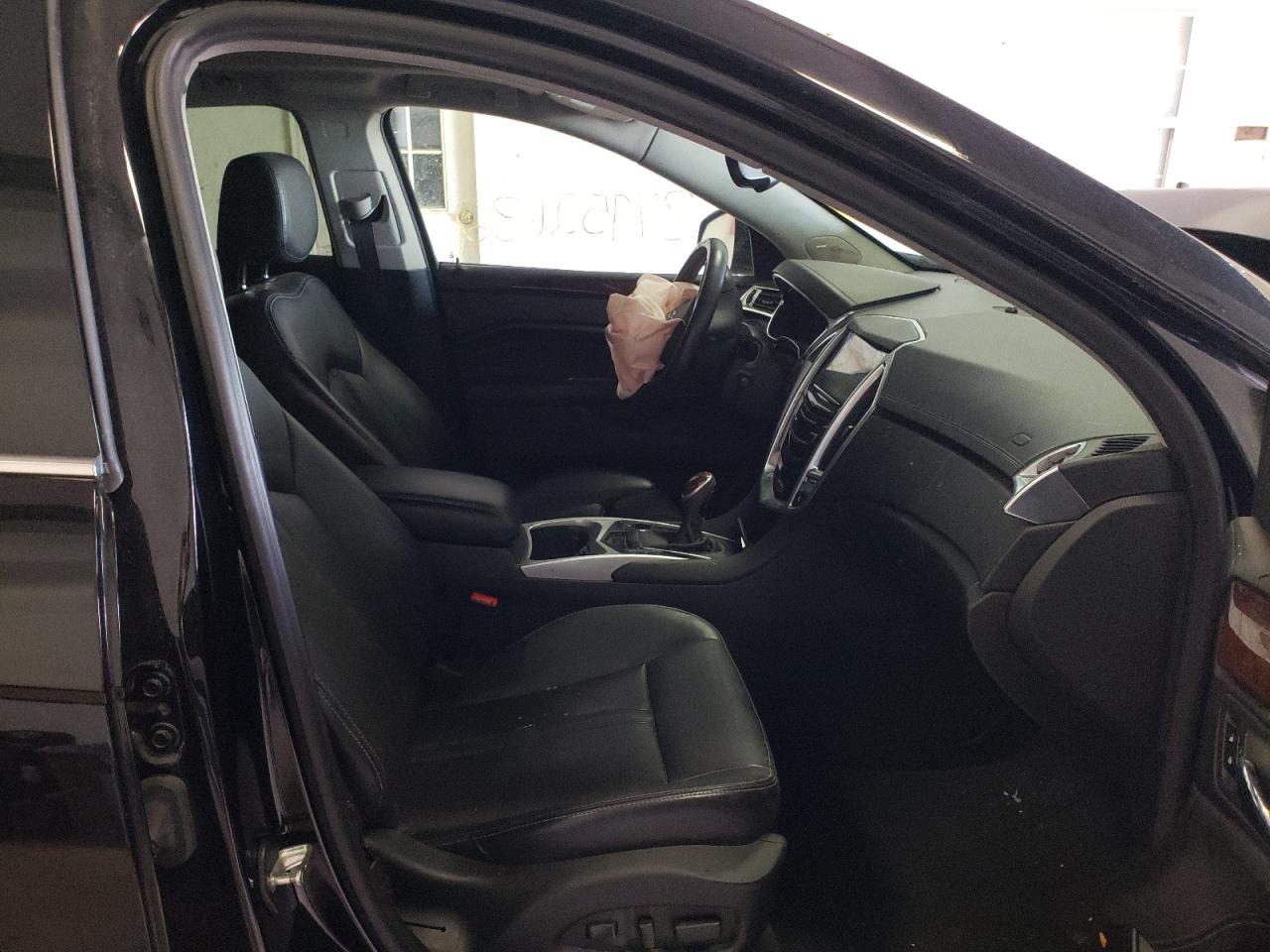 Photo 5 from auction – 2014 CADILLAC SRX PREMIU with VIN 3GYFNGE31ES549093