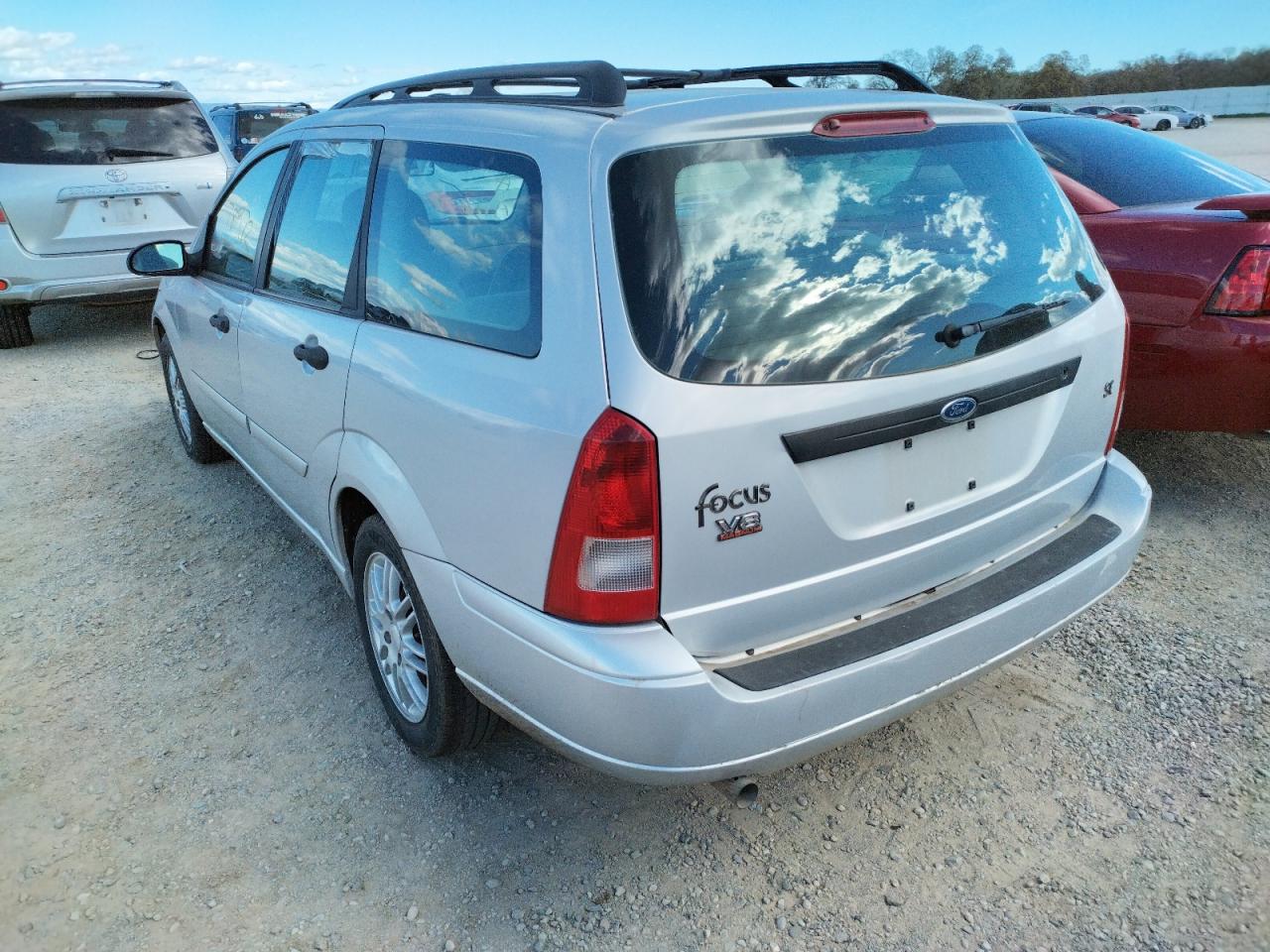 Photo 3 from auction – 2002 FORD FOCUS SE with VIN 1FAHP36332W234754