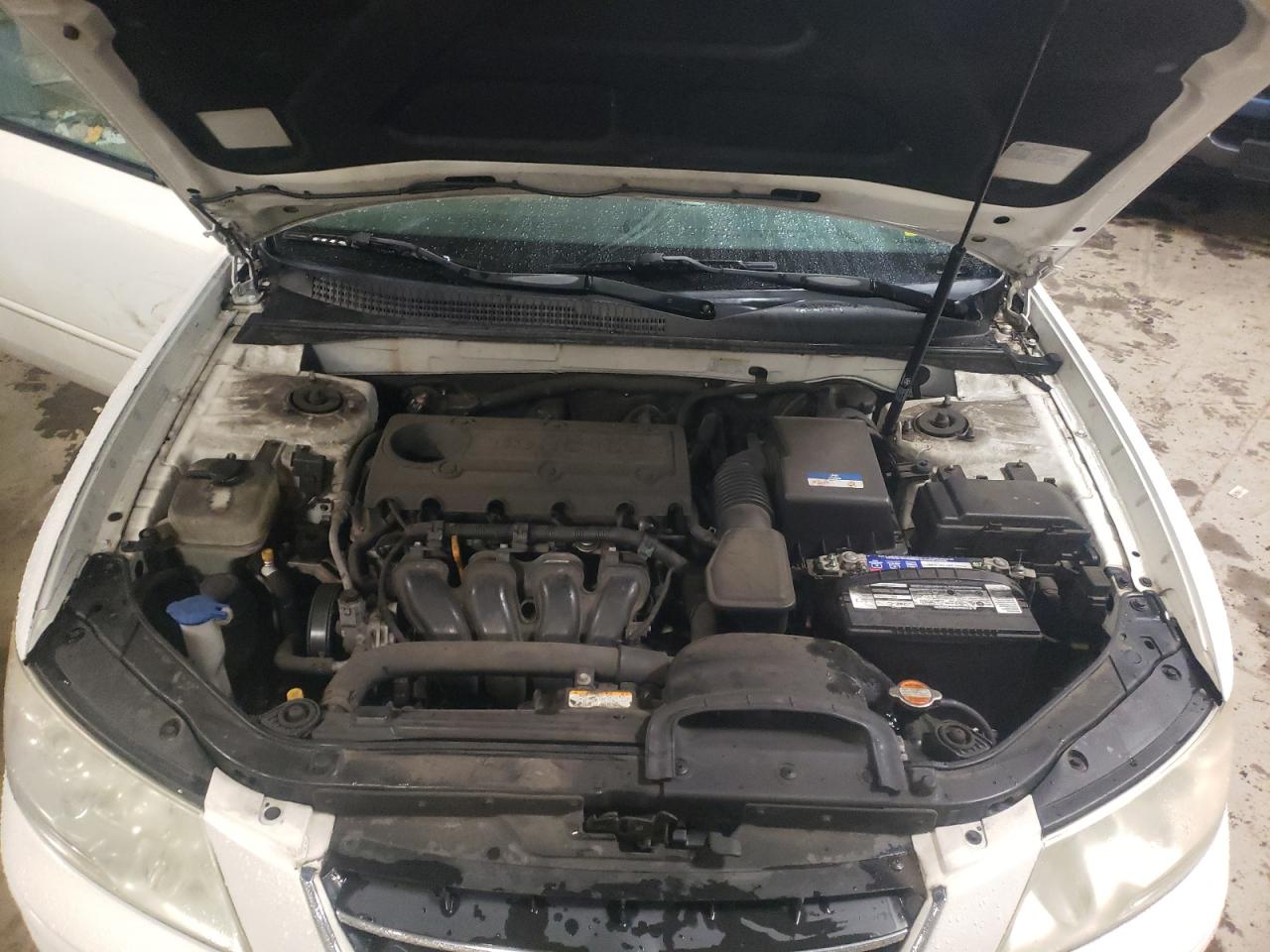 Photo 7 from auction – 2010 HYUNDAI SONATA GLS with VIN 5NPET4AC5AH587376