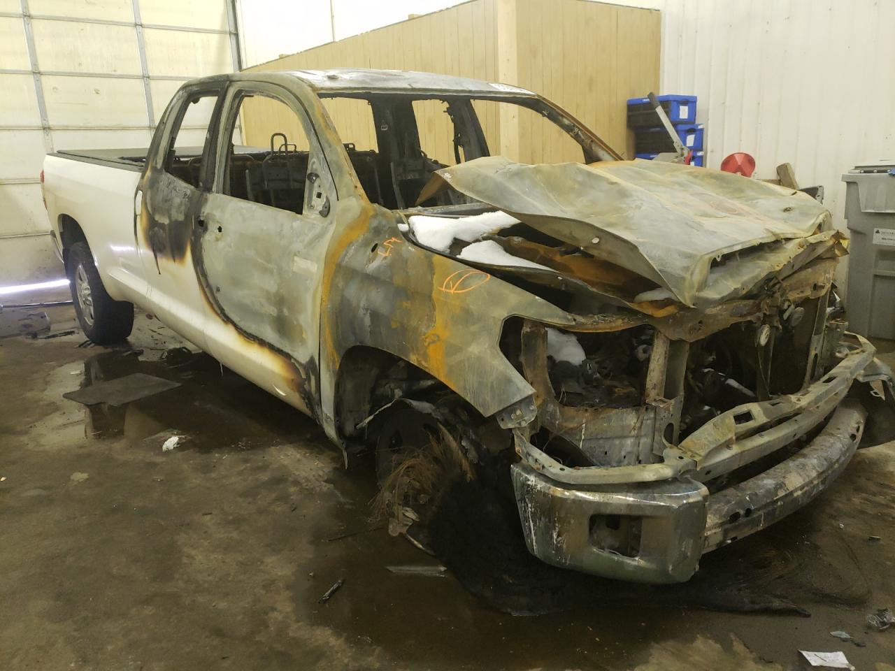 Photo 1 from auction – 2015 TOYOTA TUNDRA DOU with VIN 5TFCY5F13FX018656