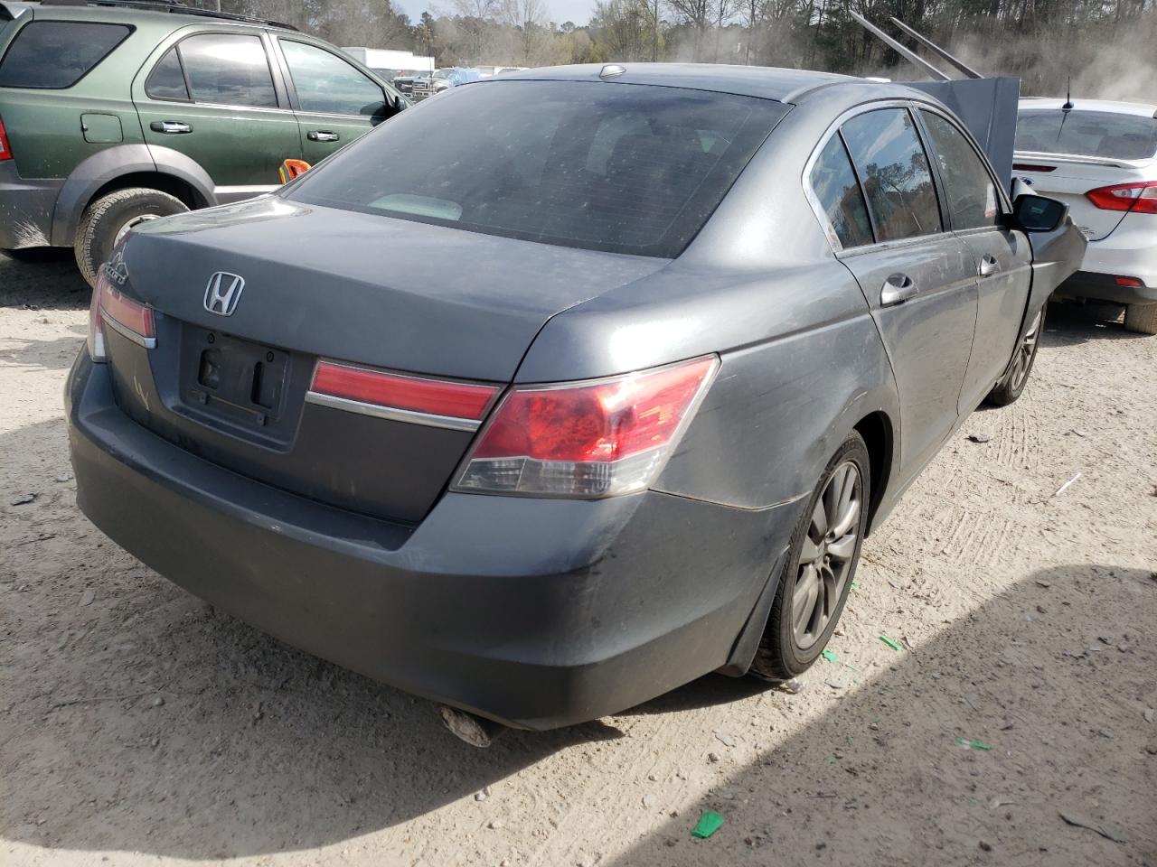 Photo 4 from auction – 2011 HONDA ACCORD EXL with VIN 1HGCP2F83BA111545