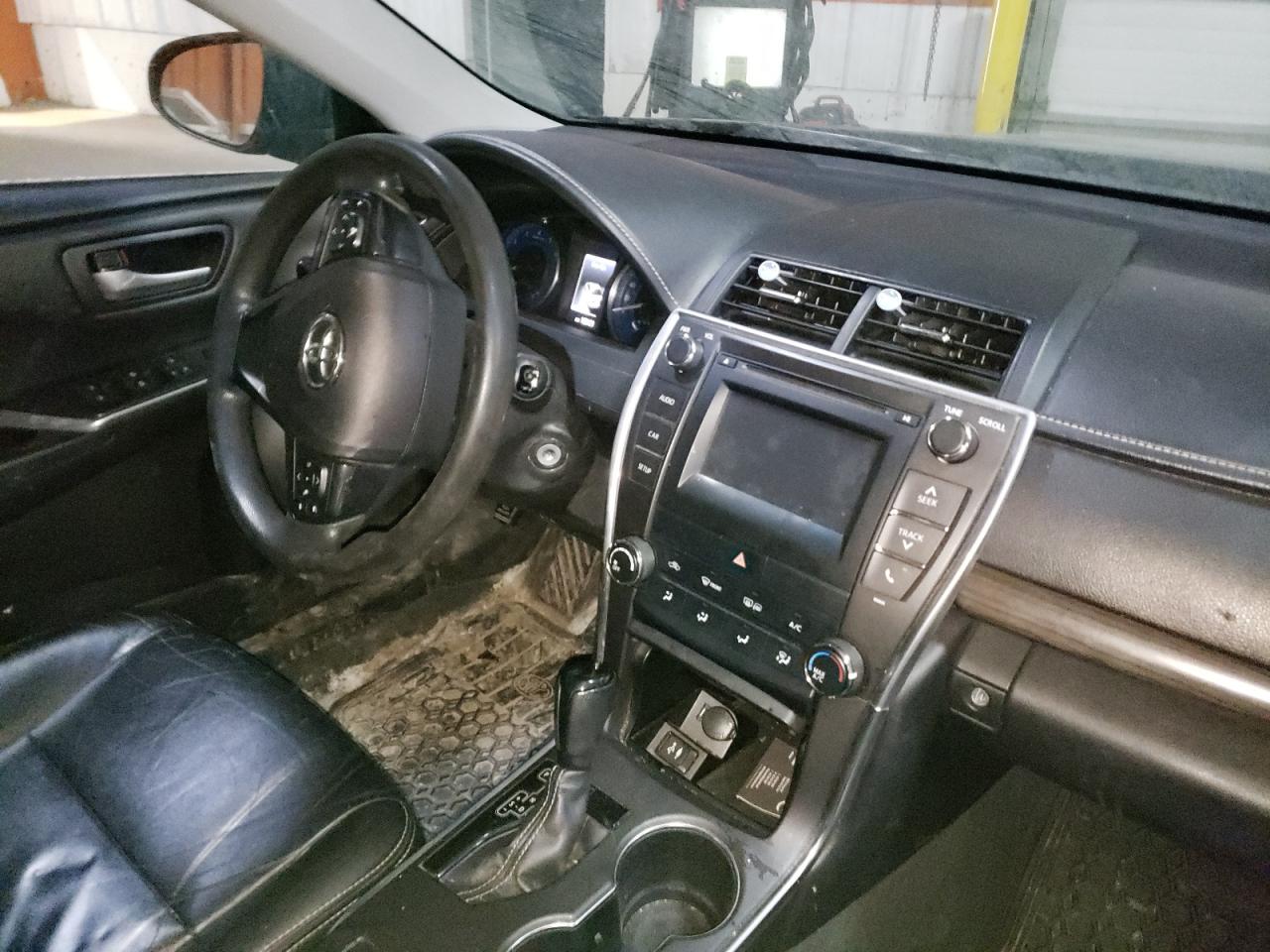 Photo 9 from auction – 2016 TOYOTA CAMRY LE with VIN 4T1BF1FK5GU174652
