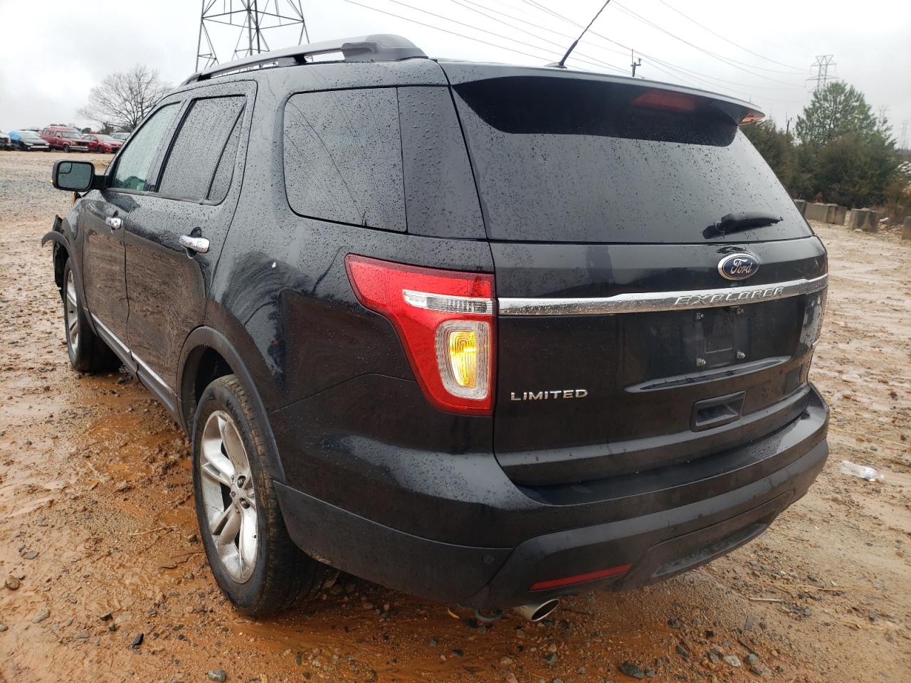 Photo 3 from auction – 2013 FORD EXPLORER L with VIN 1FM5K8F86DGA47313