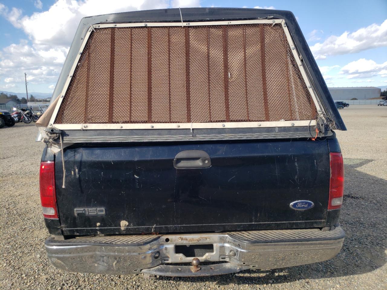 Photo 6 from auction – 2001 FORD F150 with VIN 1FTZF17201KA52074