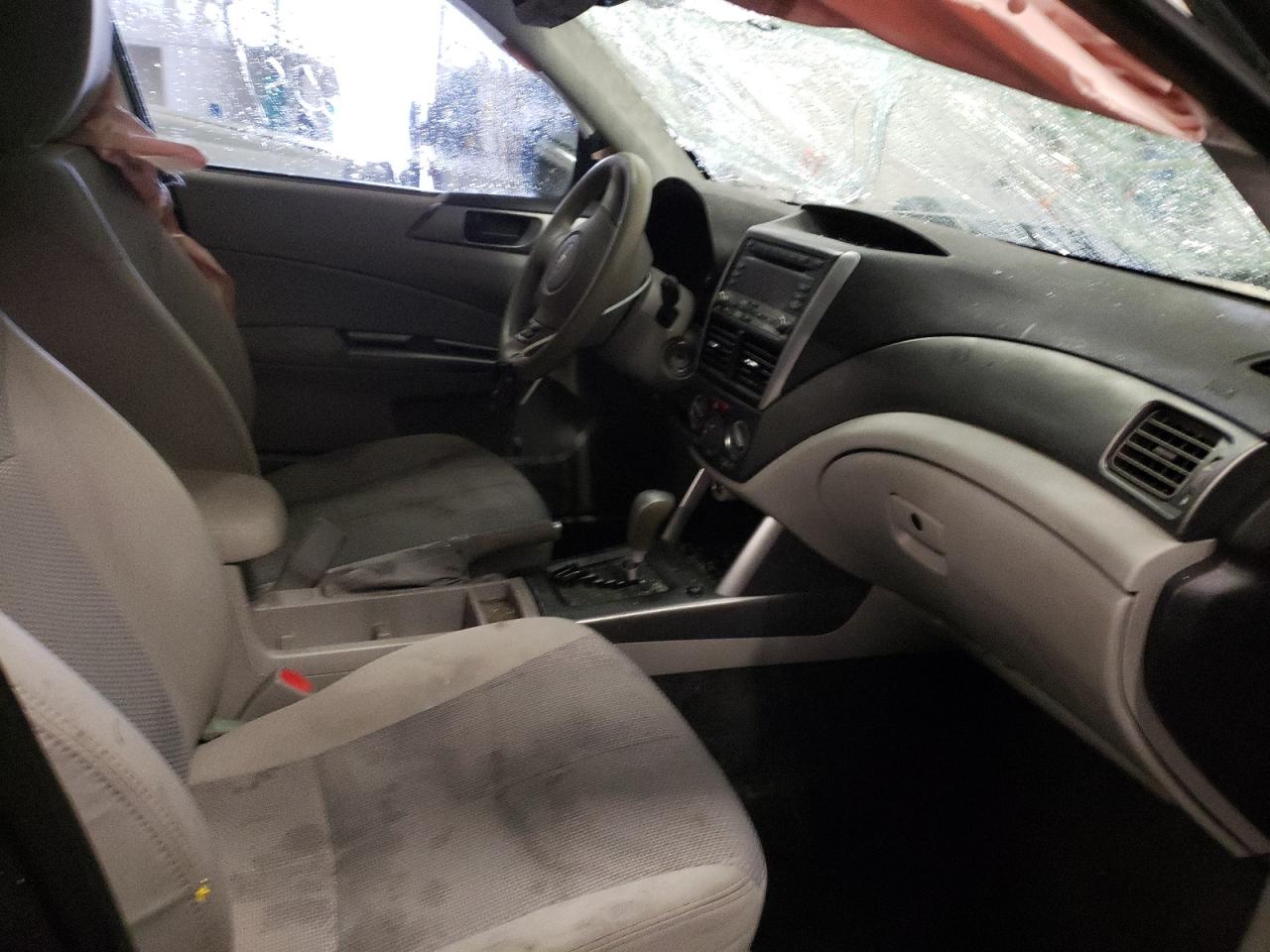 Photo 5 from auction – 2012 SUBARU FORESTER 2 with VIN JF2SHBBC7CH453091