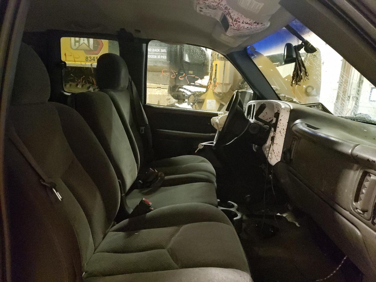 Photo 5 from auction – 2003 CHEVROLET SILVERADO with VIN 2GCEK19V431340149