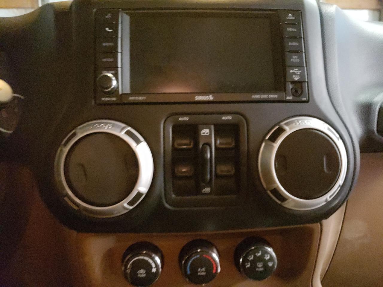 Photo 9 from auction – 2013 JEEP WRANGLER U with VIN 1C4BJWEG4DL581702