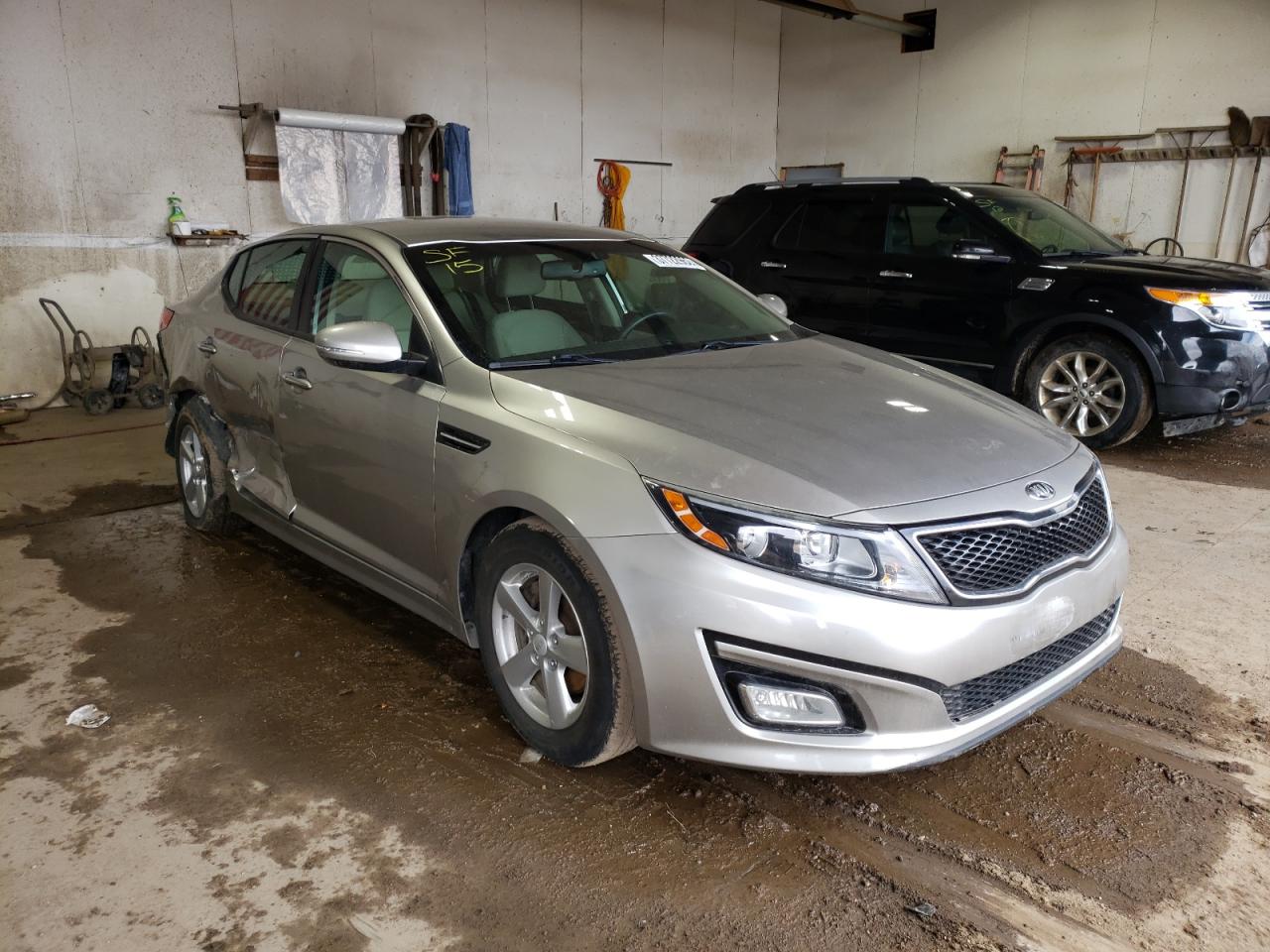 KIA OPTIMA LX 2015 with VIN 5XXGM4A75FG411598 - Photo from auction