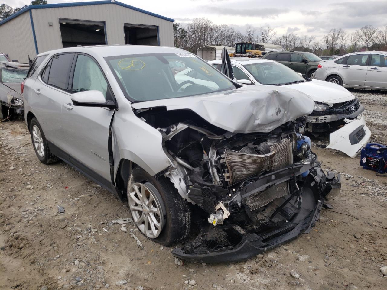 CHEVROLET EQUINOX LT 2018 with VIN 2GNAXJEV1J6113000 - Photo from auction