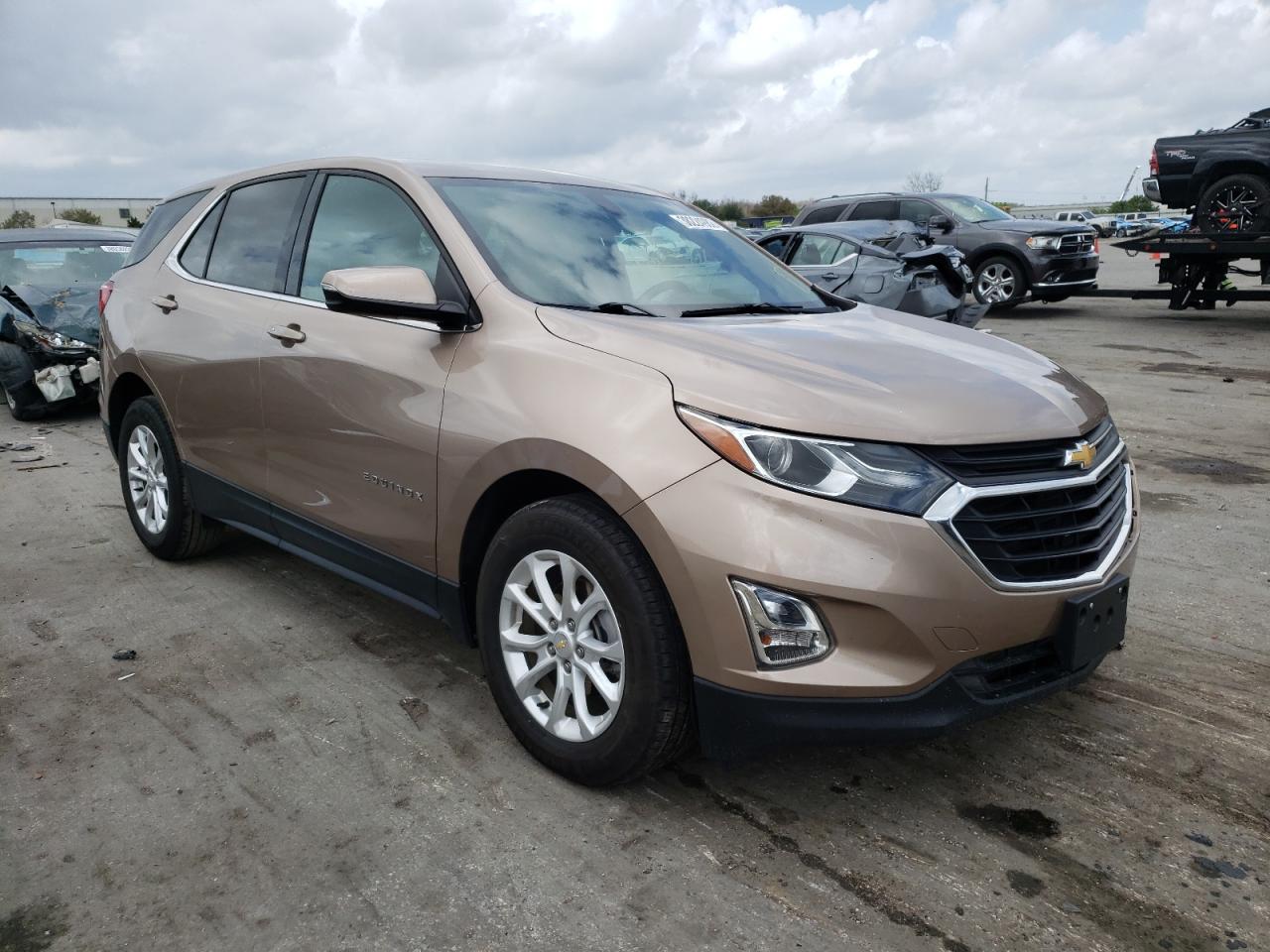 CHEVROLET EQUINOX LT 2019 with VIN 2GNAXKEV7K6180904 - Photo from auction