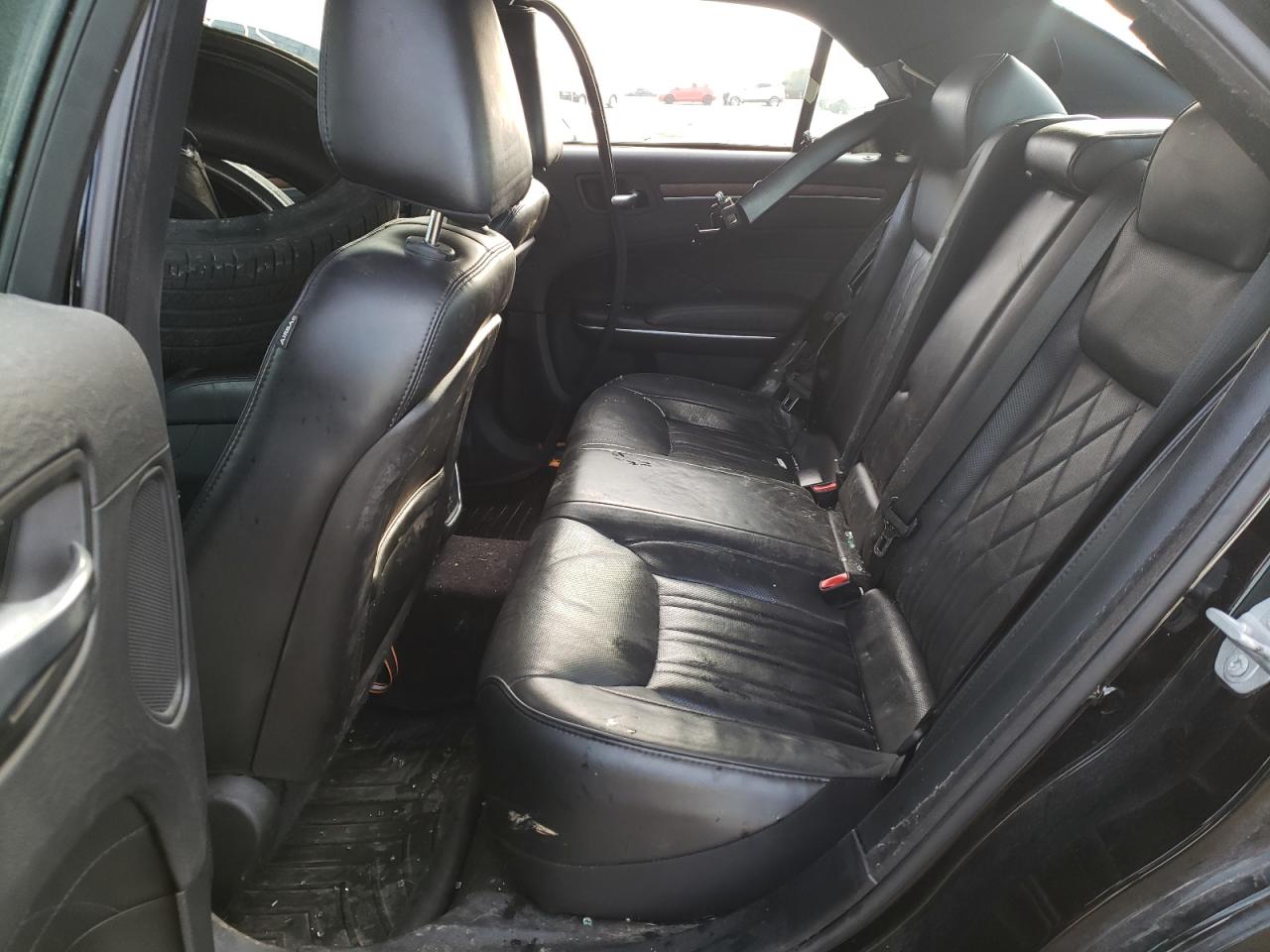 Photo 6 from auction – 2016 CHRYSLER 300C PLATI with VIN 2C3CCAPT2GH243975
